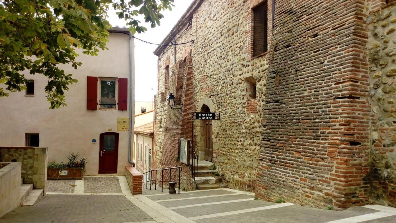 Maison Au Pied De La Cathedrale Elne Exterior foto